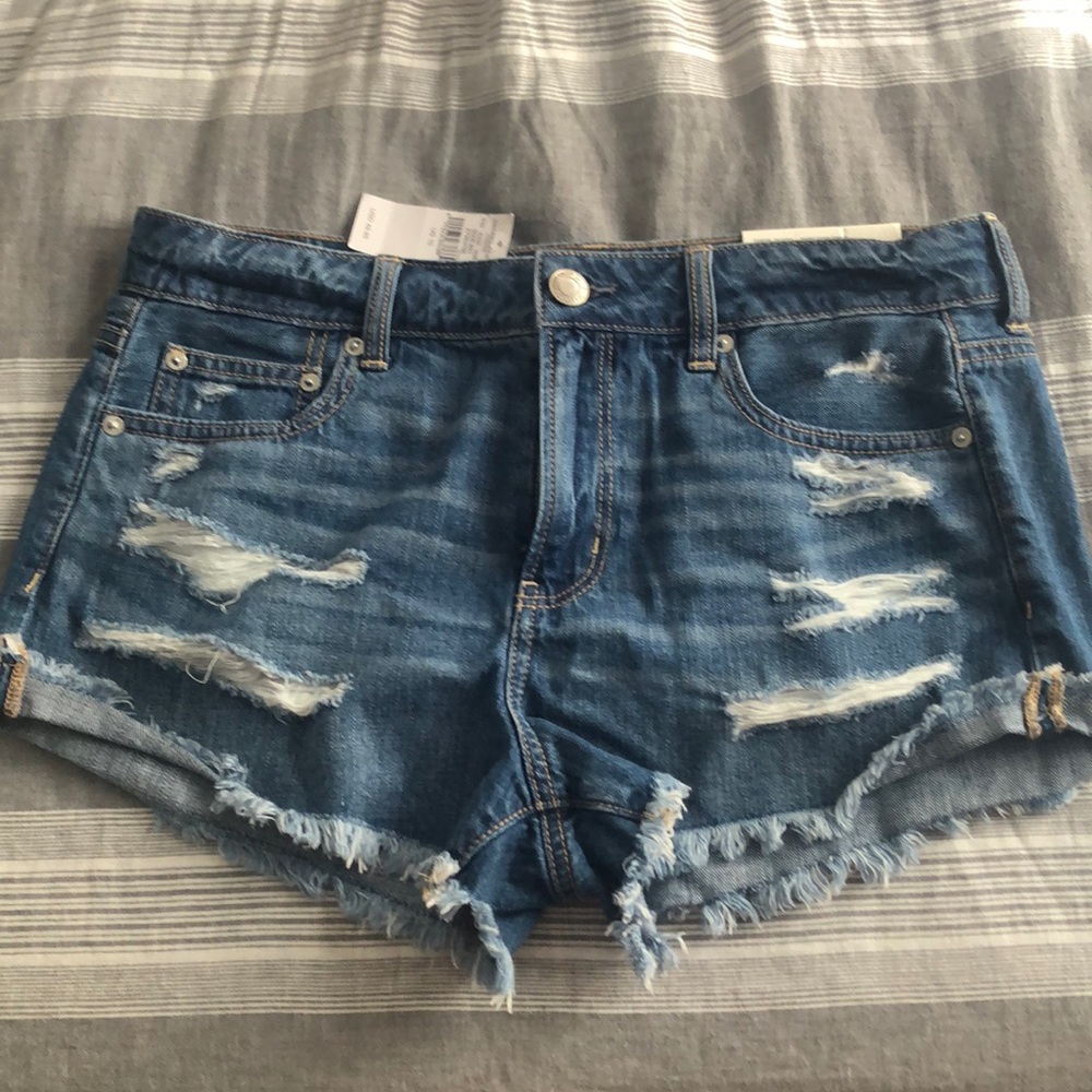 New American Eagle Tomgirl Shortie Jean Shorts